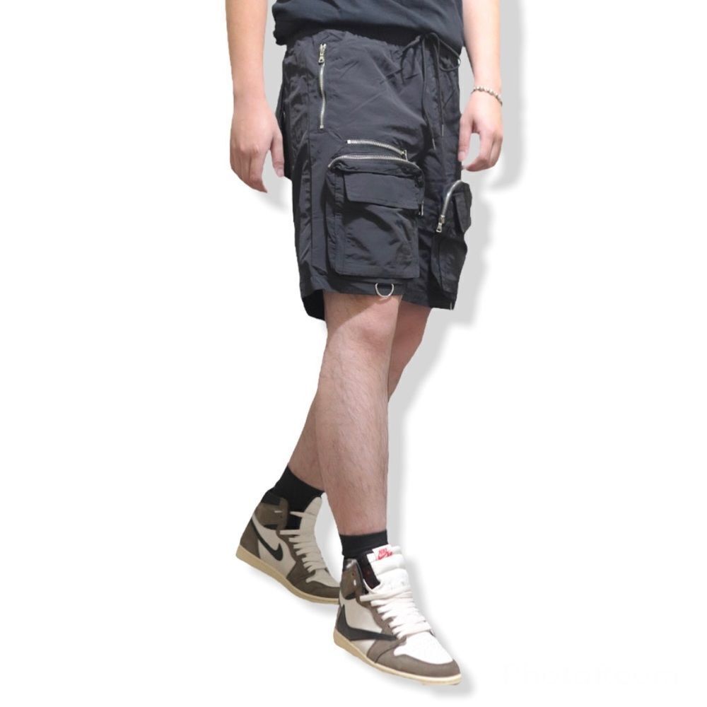 Utility Cargo Short Black - Picture 2 of 3